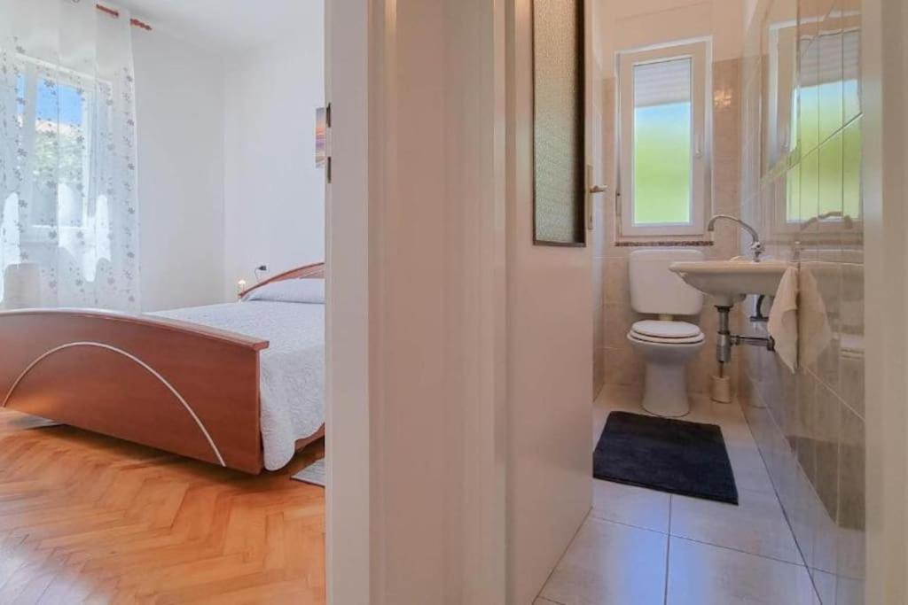 App Racy Apartment Umag Luaran gambar