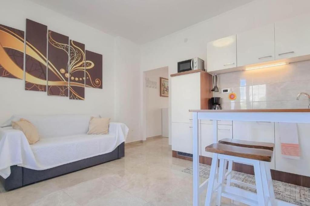 App Racy Apartment Umag Luaran gambar